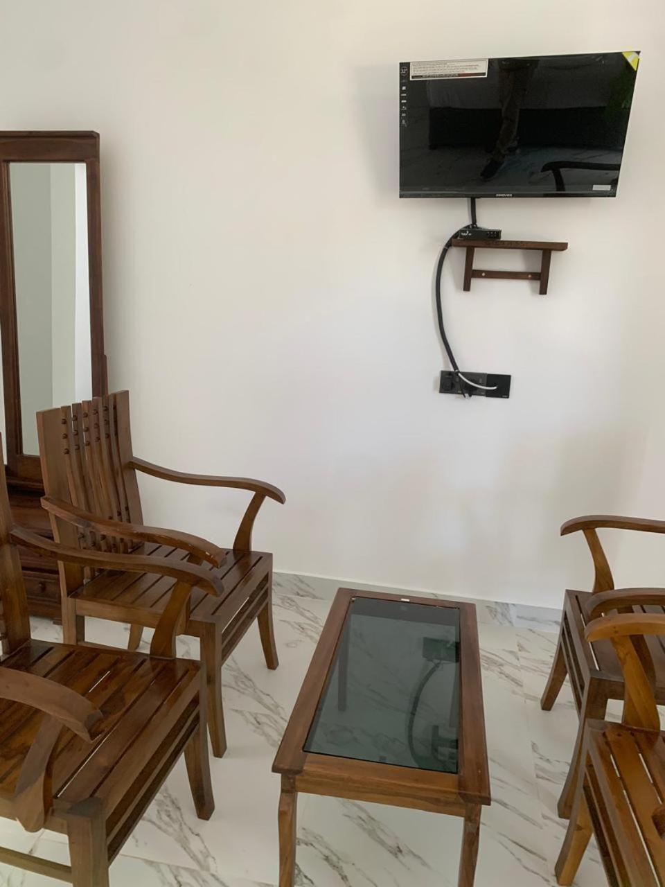 Hotel Malindu Yala Gate Tissamaharama Exterior foto